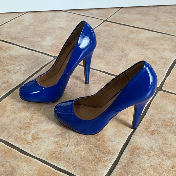 ALDO Patent Leather Pumps - Picture 2 of 13